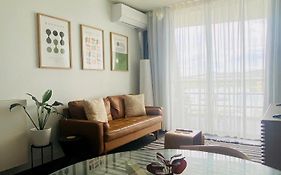 Boutique Canberra Stay - Balcony - Desk